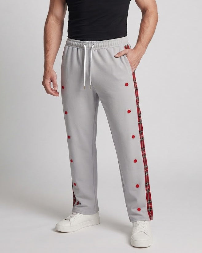 Men's jogging pants with snap button side slit and checkered side stripe Chichicherry