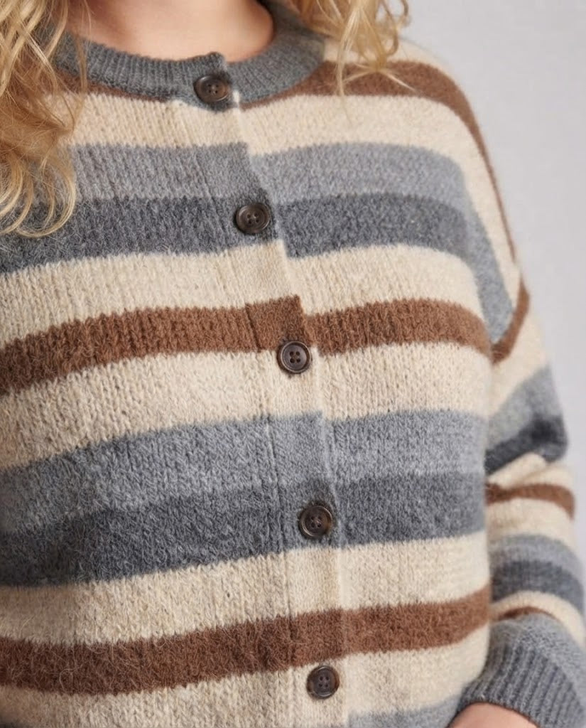 Women Short Cardigan in Retro Stripe Look with Ribbed Cuffs Chichicherry