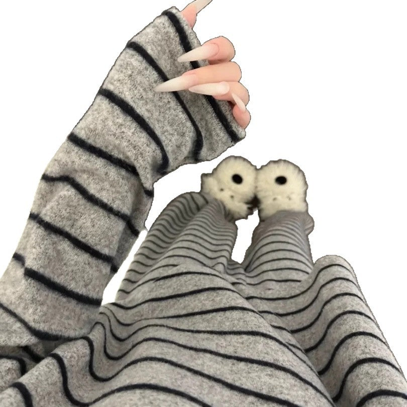 Women's lounge suit, striped, thermo material, winter