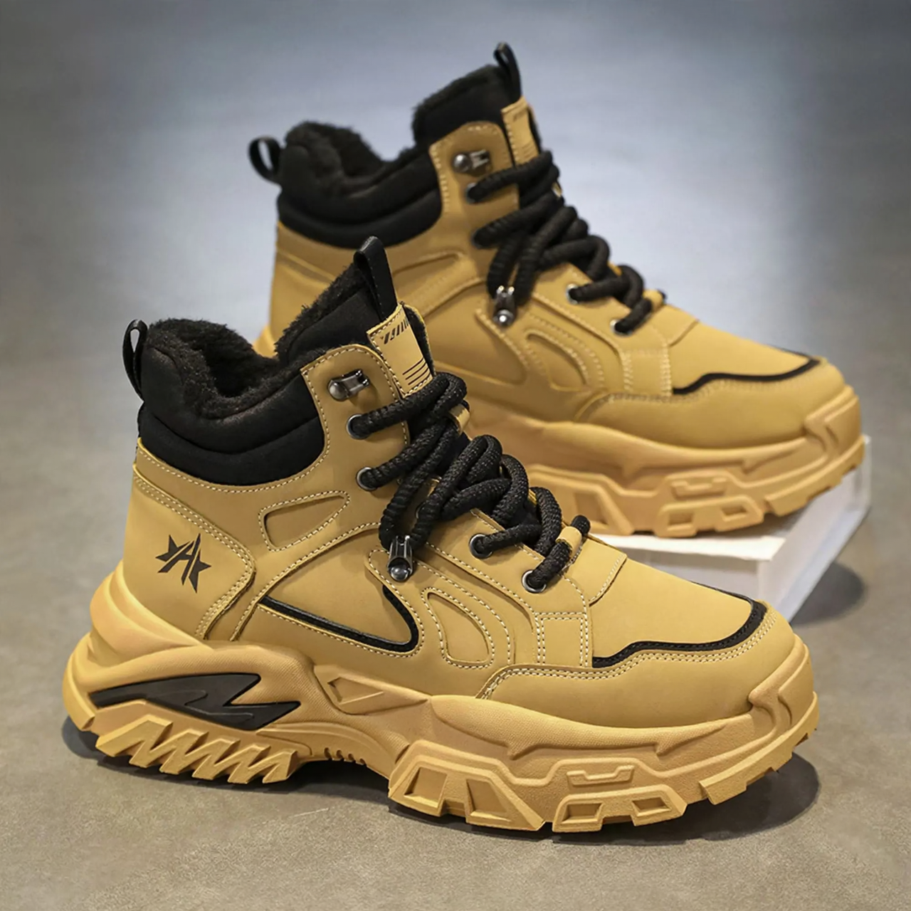 Padded Men's Winter Sneakers, High-Top