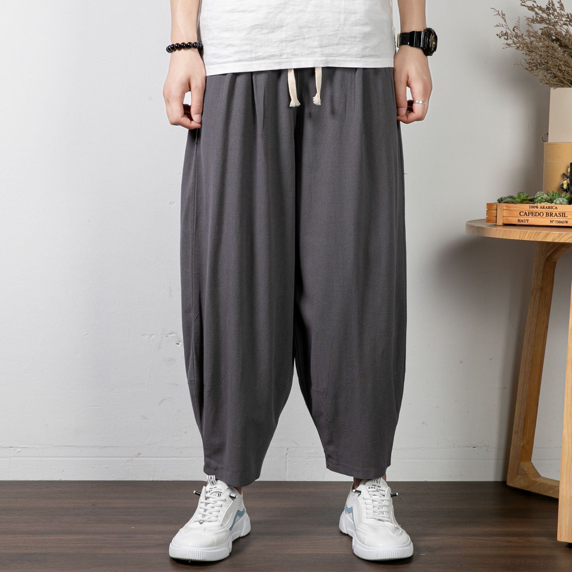 Men's Casual Cropped Harem Pants made of Cotton Blend with Drawstring and Ribbed Ankle Cuffs Chichicherry