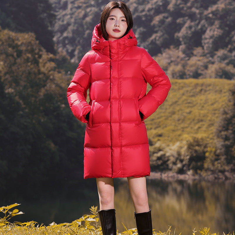 Mid-length women's down coat with 95% white goose down filling