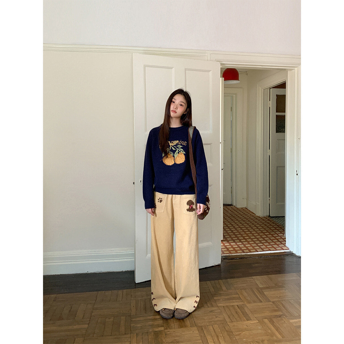 Kord-wide trousers with bear embroidery