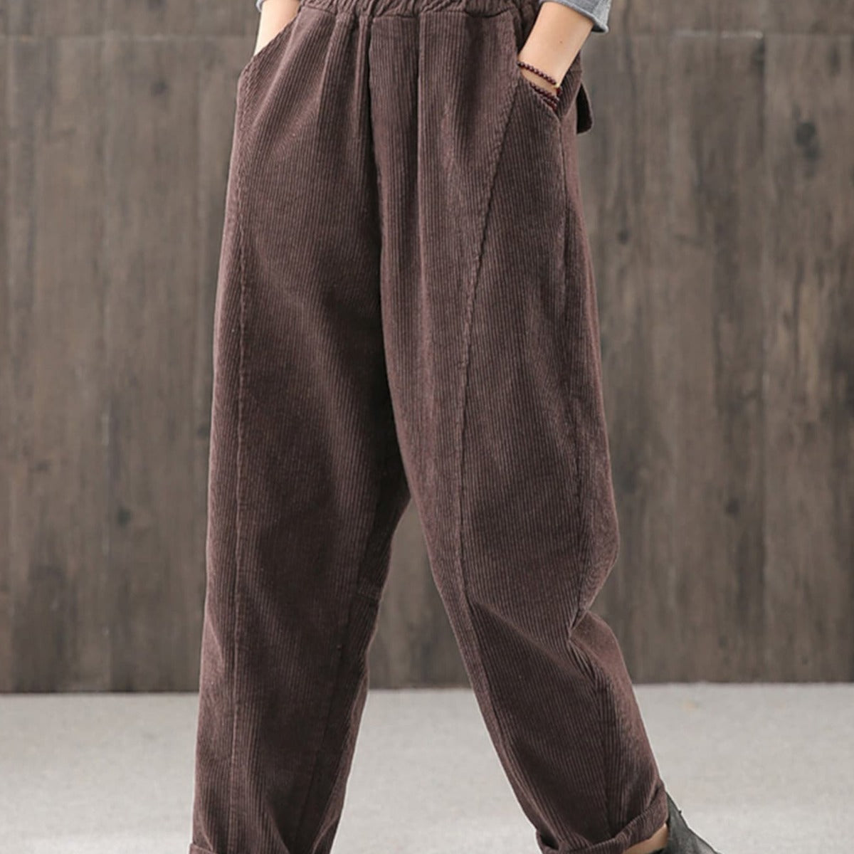 Women's cord pants, high cut, loose fit
