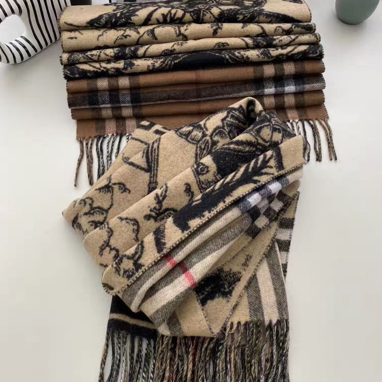 Large wool scarf with check pattern, 50x200cm