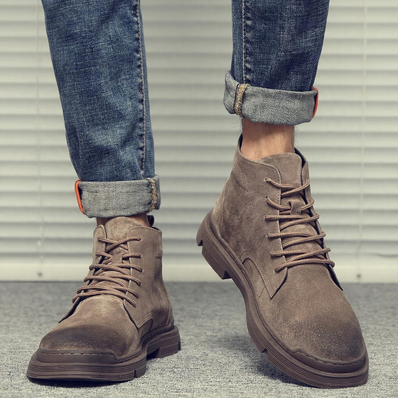 Men's boots, genuine leather, vintage style, shock-absorbing
