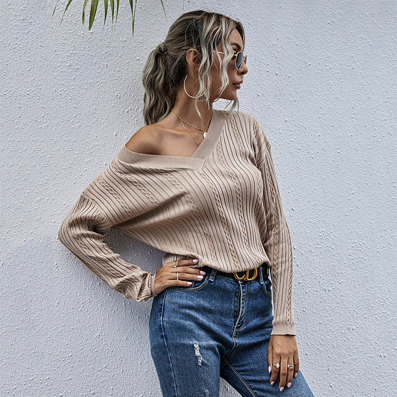 Women's Fitted Ribbed V-Neck Sweater with Openwork and Cable Knit Pattern Chichicherry