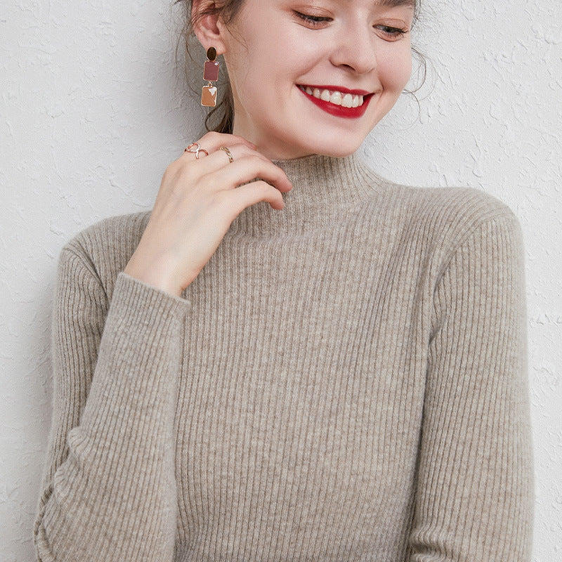 Women's slim fit fine knit sweater with short stand-up collar made of cashmere blend Chichicherry