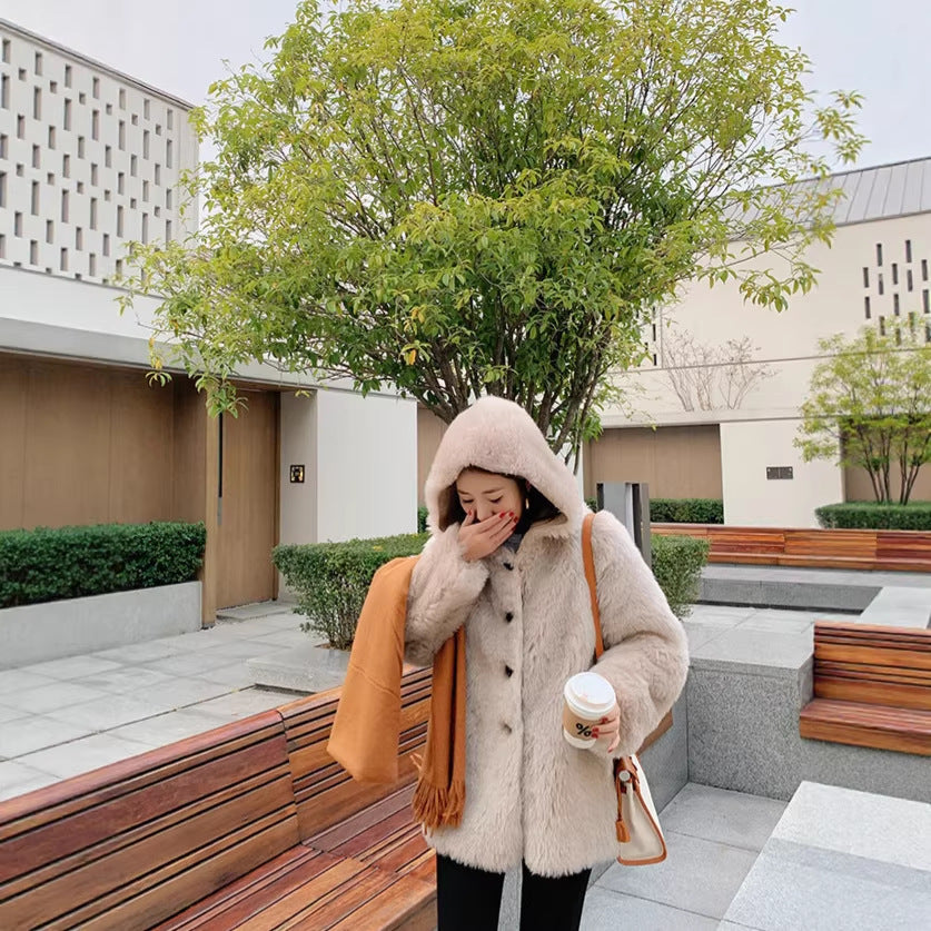 Women's lamb fleece coat with hood, mid-length
