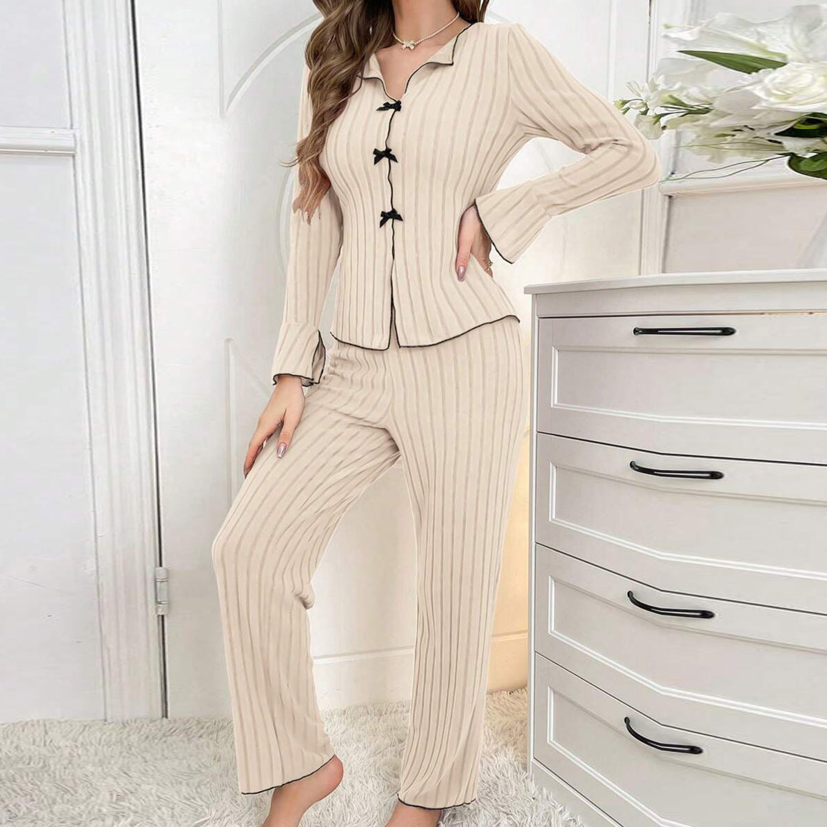 Women's loungewear set, two-piece, stylish and warm