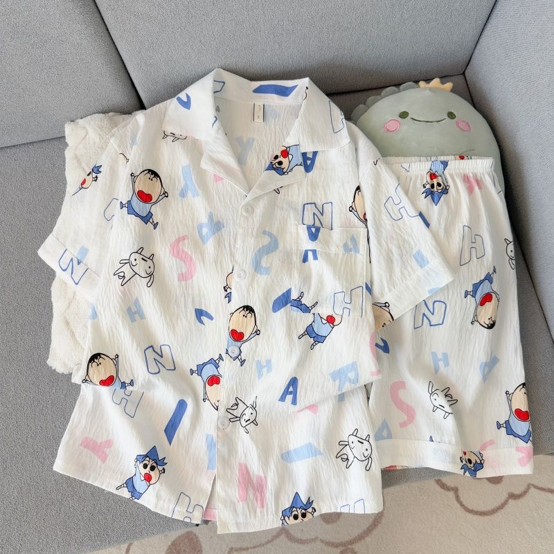 Light men's pajamas, short-sleeved, with button placket