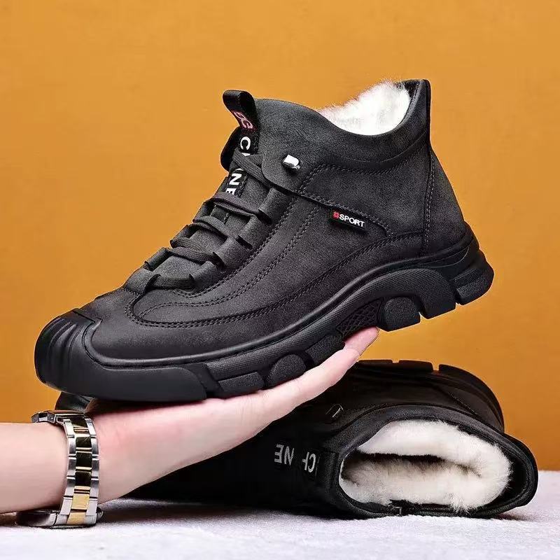 Padded men's winter boots, non-slip
