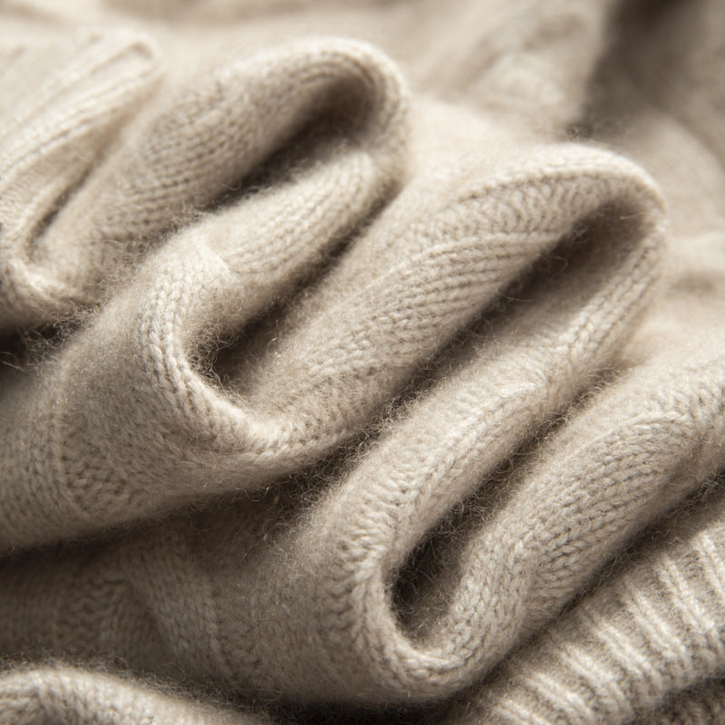 Men's cashmere sweater, cable pattern, heavy knit design