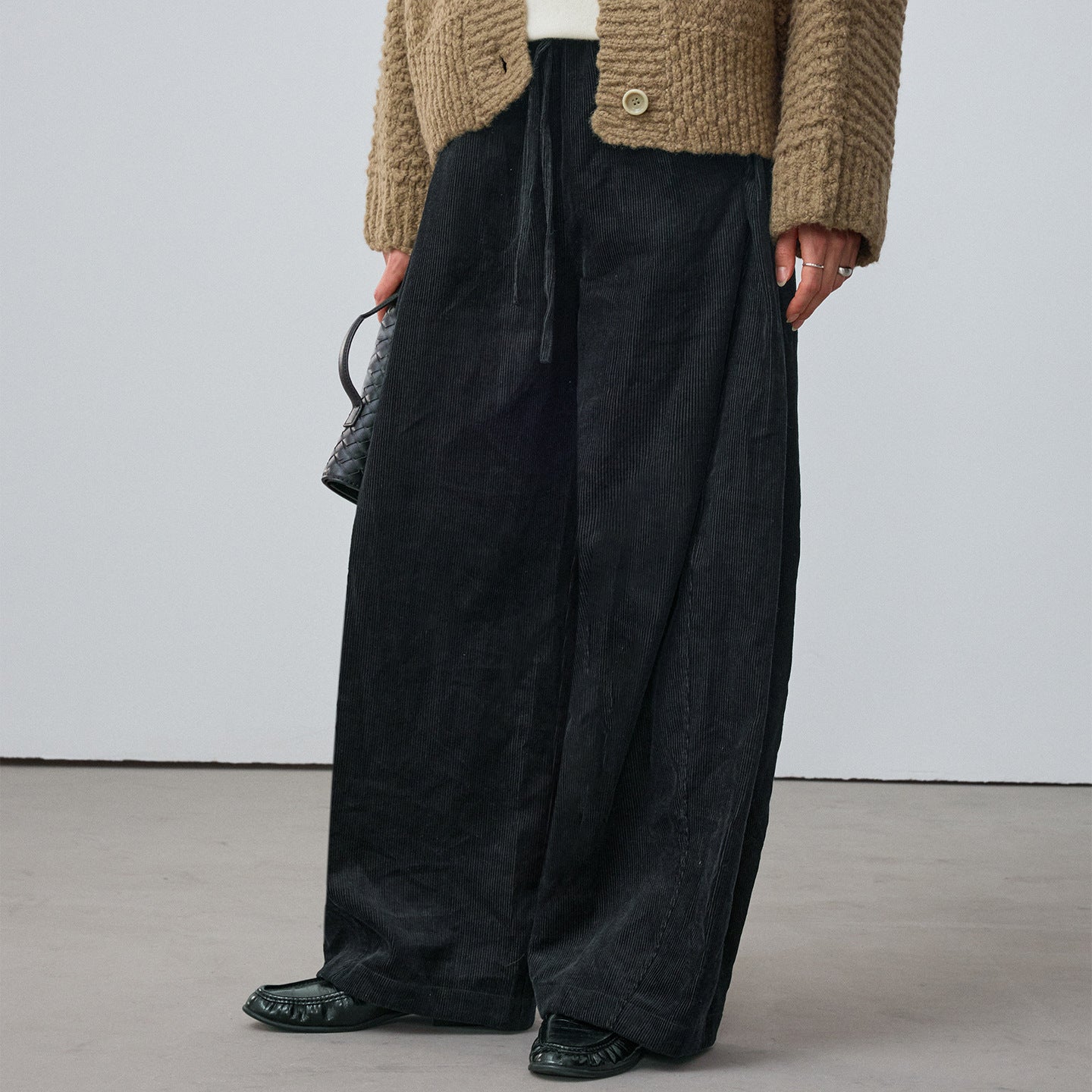 Warm cord pants made of ramie-cotton blend