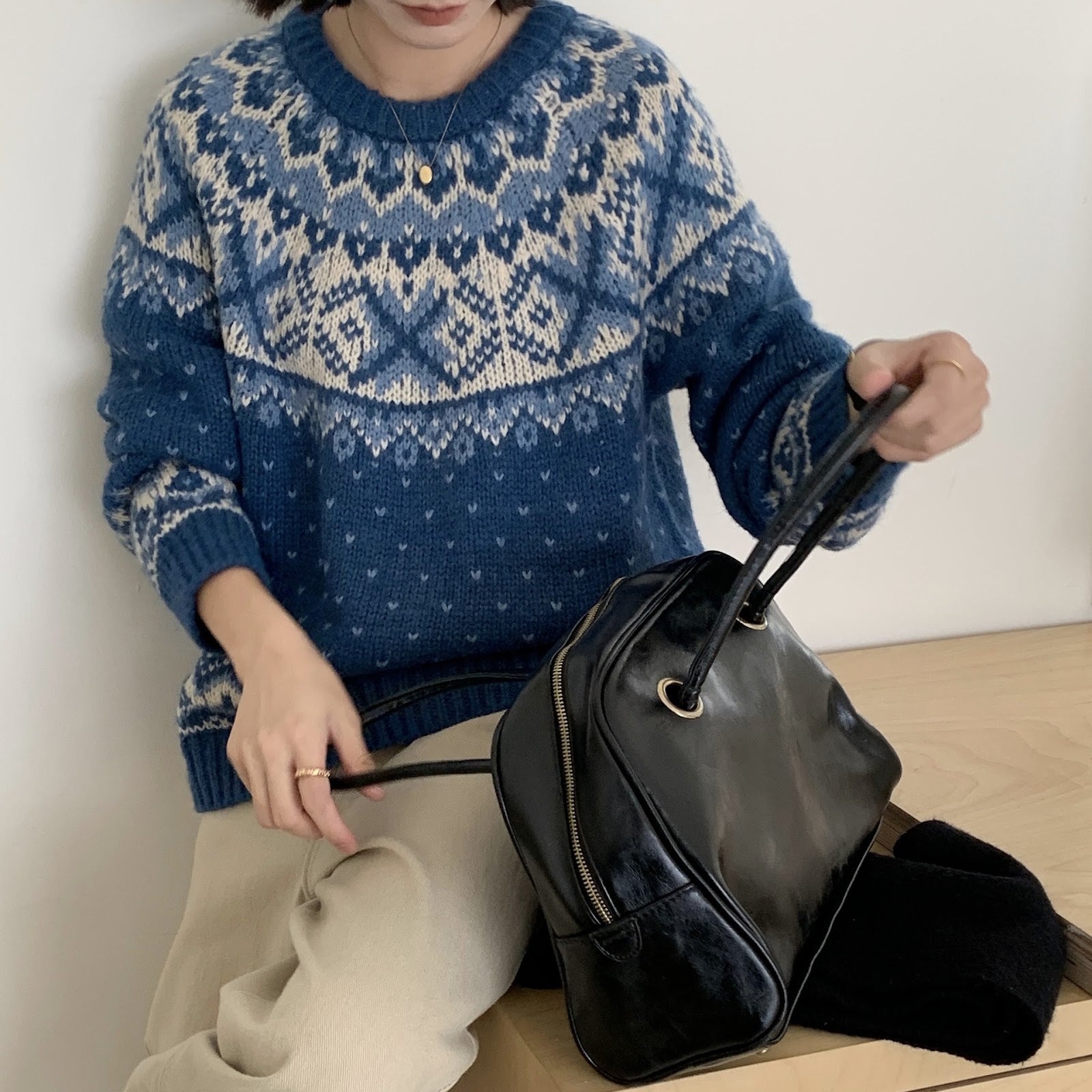 Women's Christmas sweater in Fair Isle style