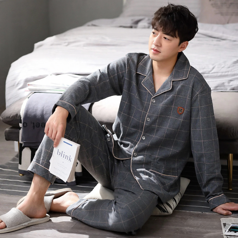 Men's house suit made of cotton, long-sleeved