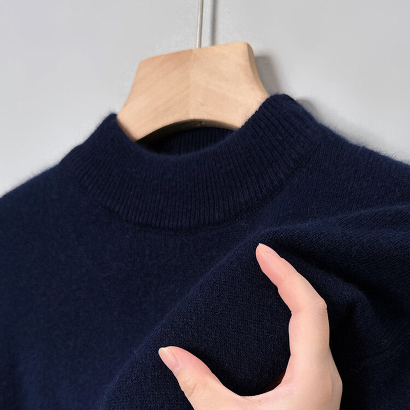 Men's wool pullover with stand-up collar, plain and warm