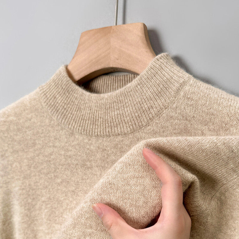 Men's wool pullover with stand-up collar, plain and warm