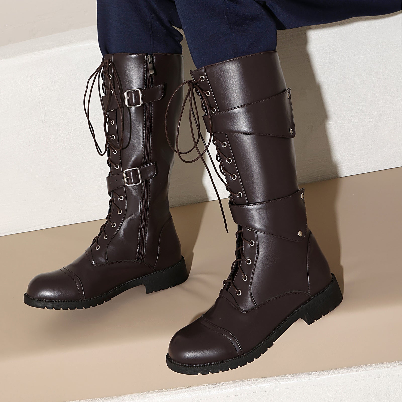 Men's boots with buckles and lacing