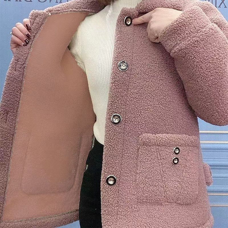 Fleece-lined women's jacket in teddy look
