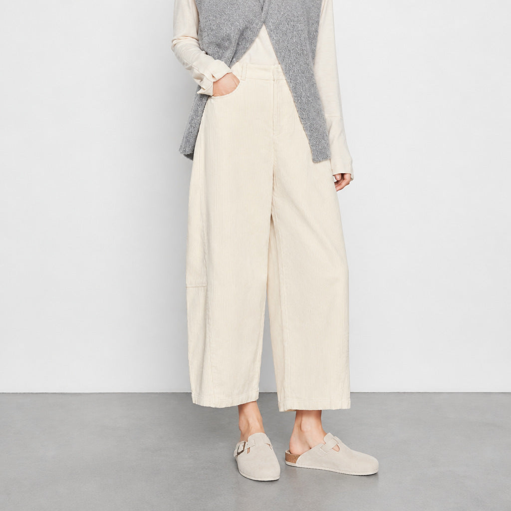 Women's corduroy pants with high waist, 7/8 length