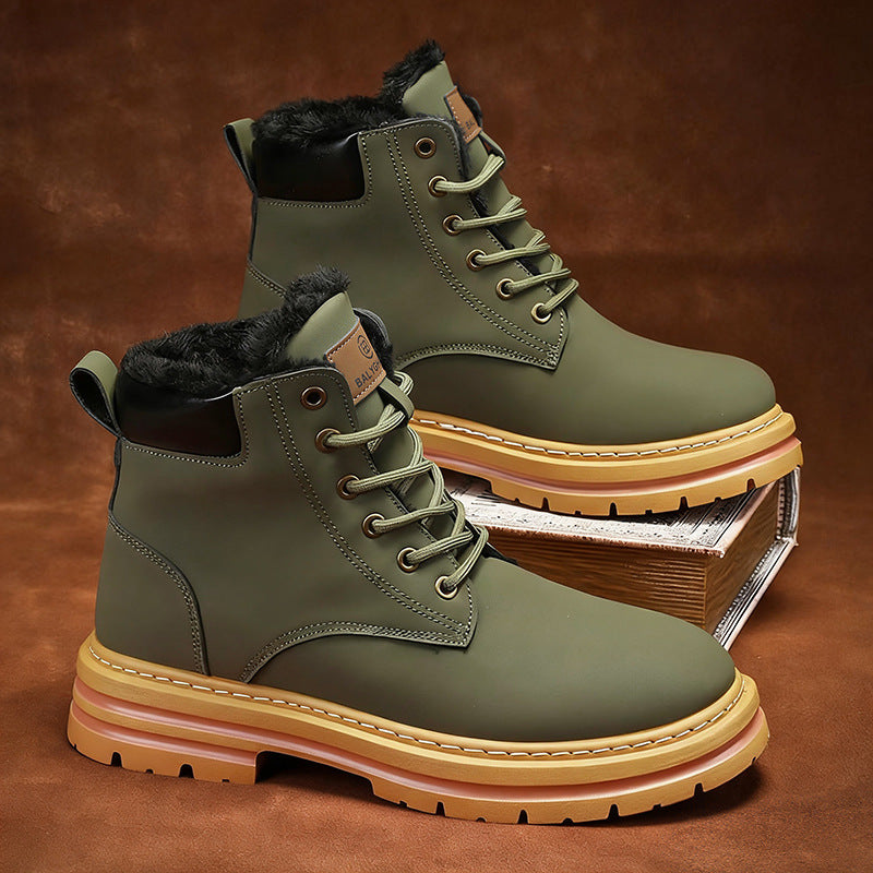 Padded men's winter boots, mid-high shaft, warm