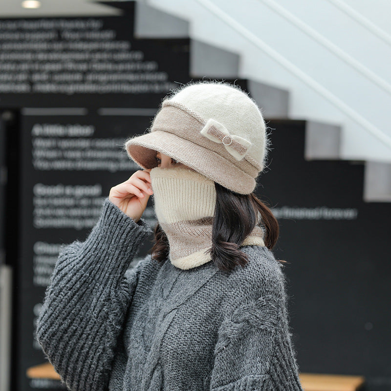 Winter knitted hat with scarf, lined