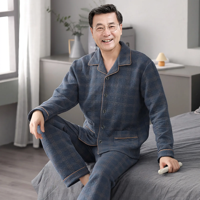Three-layer, warming men's pajamas