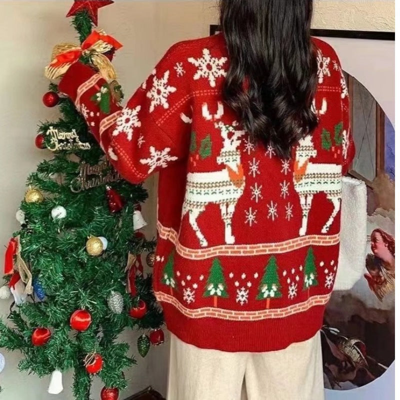 Ladies' knit sweater with reindeer embroidery