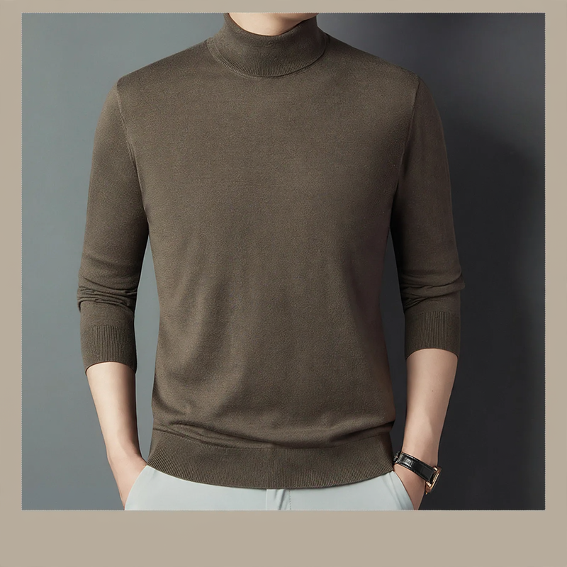 Turtleneck sweater made of silk and merino wool