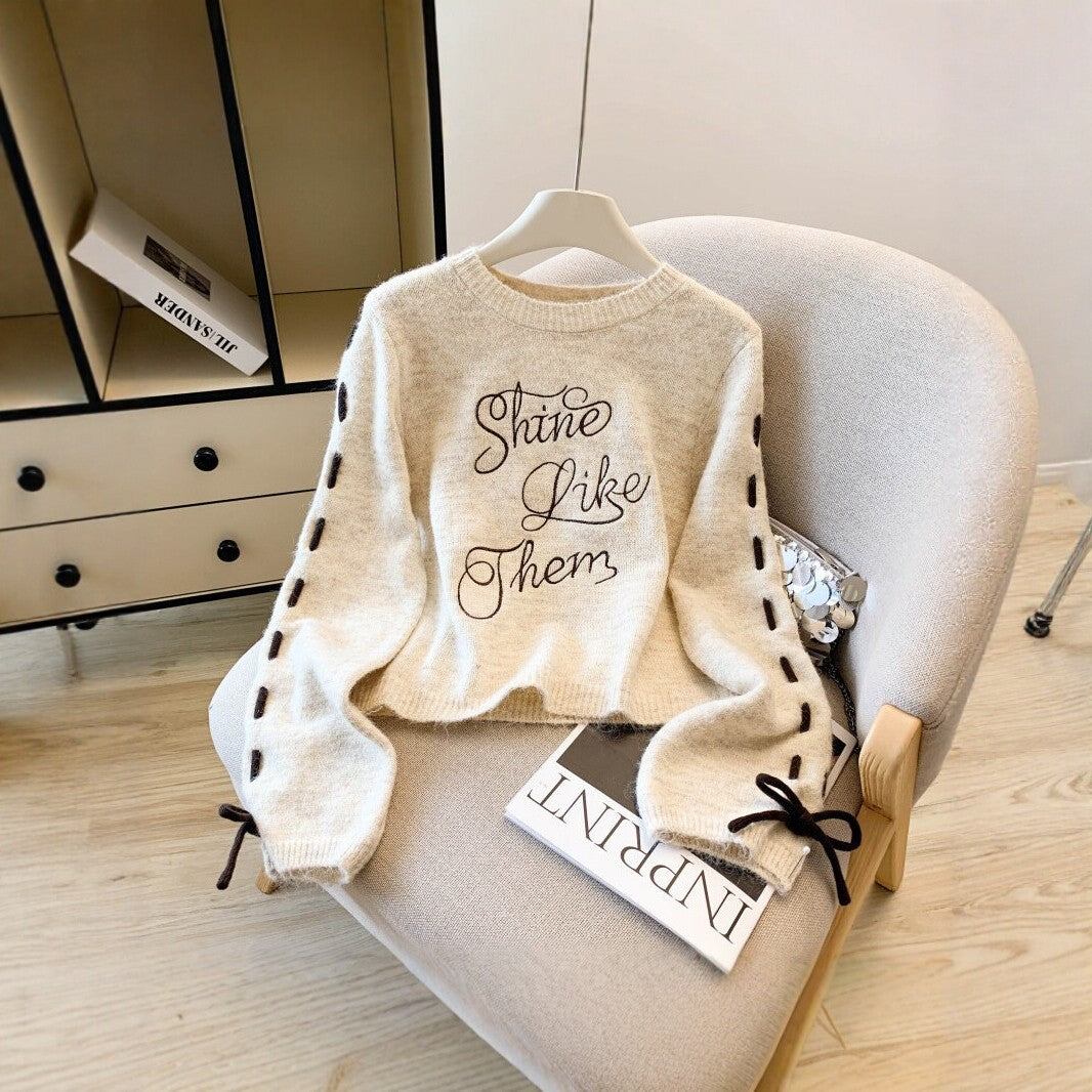 Vintage sweater with embroidery for women