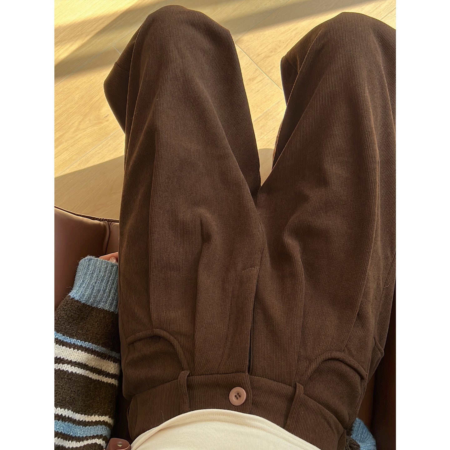 High-waisted corduroy pants for women