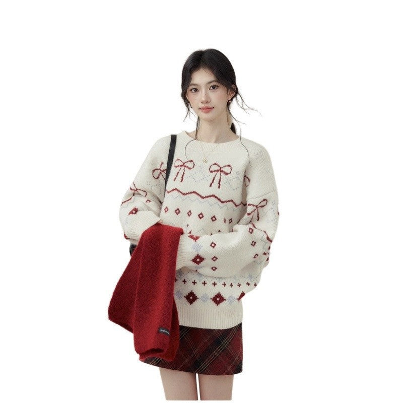 Fair-Isle-Christmas-sweater with snowflakes and bows