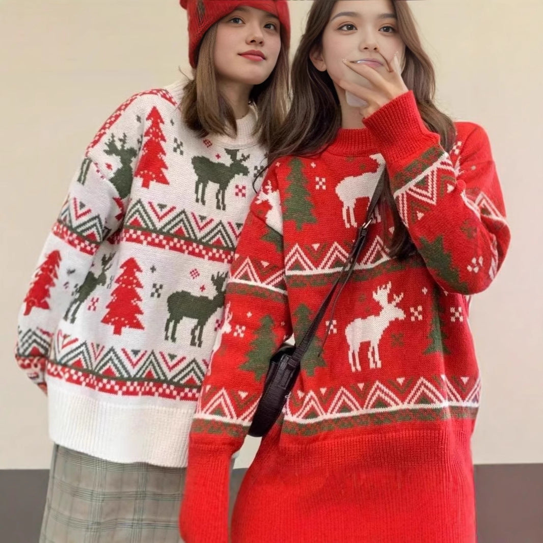 Women's Christmas sweater with reindeer motif