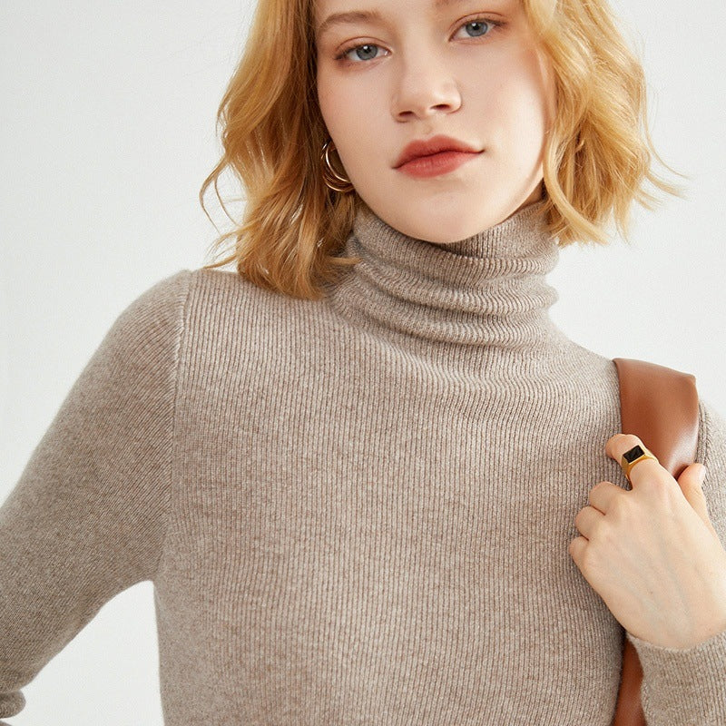 Women's knitted sweater, fitted, with stand-up collar