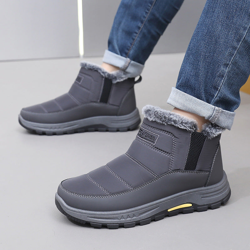 Padded men's winter boots, mid-height shaft