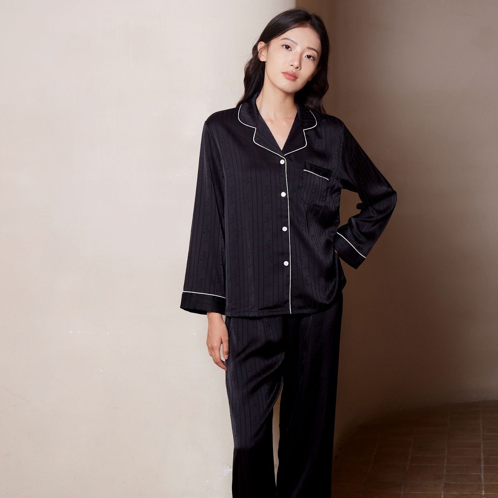 Elegant satin pajama set, long sleeve, for couples