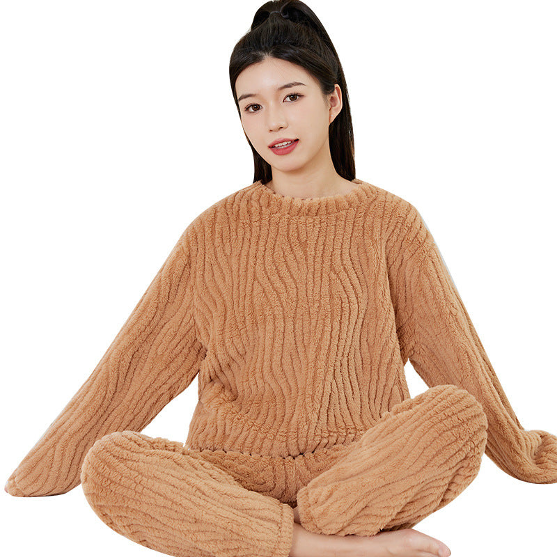 Women's House Suit made of soft plush, warm and fluffy
