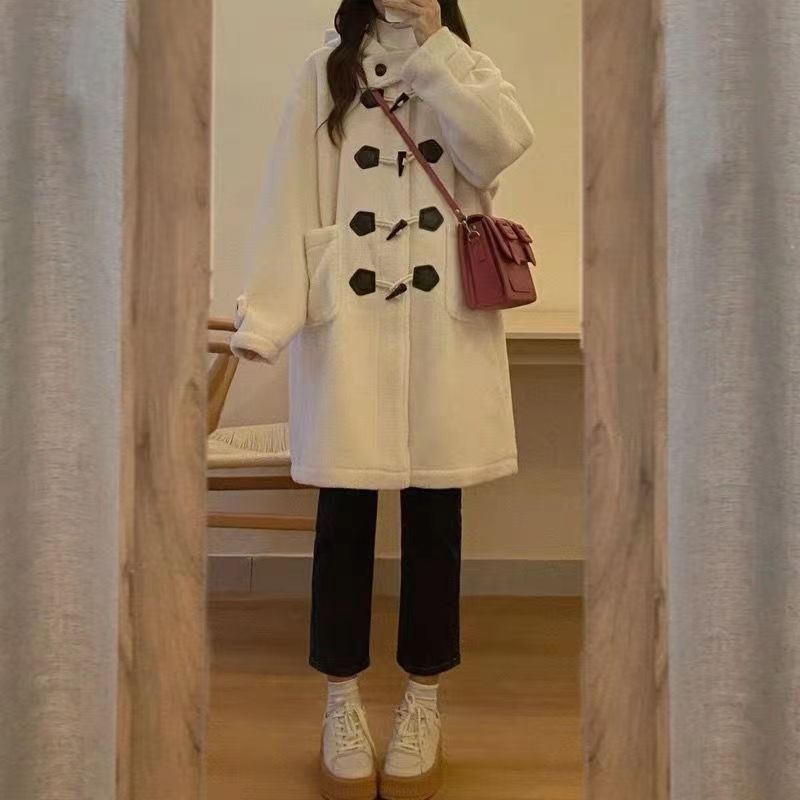 Sheepskin imitation coat with toggle buttons for women