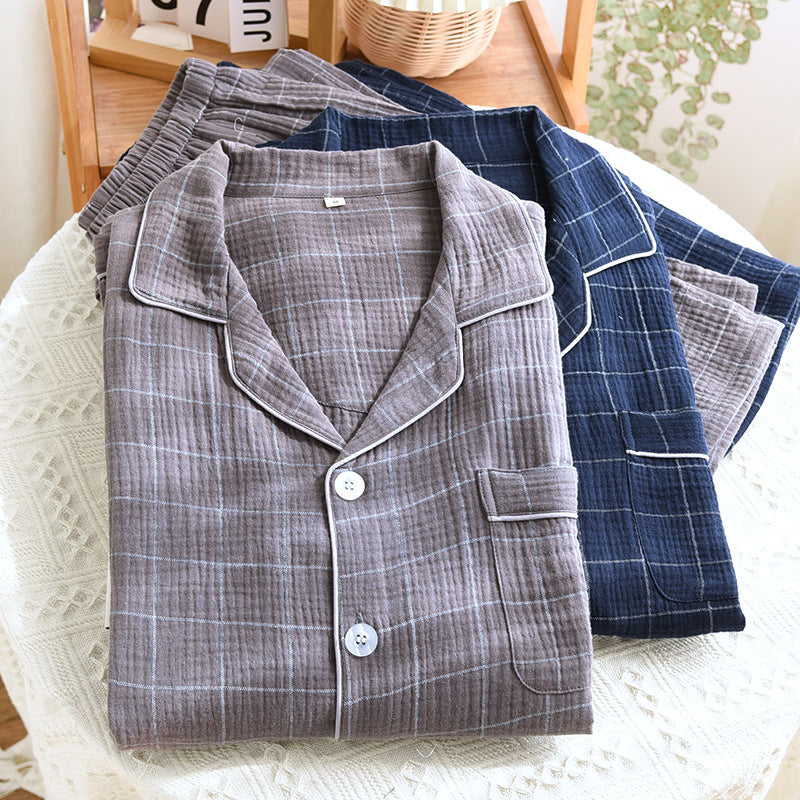 Men's house suit made of cotton gauze, checkered