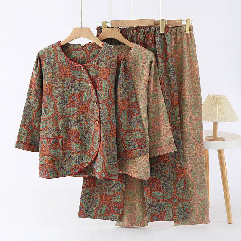 Women's lounge suit made of cotton gauze, traditional style