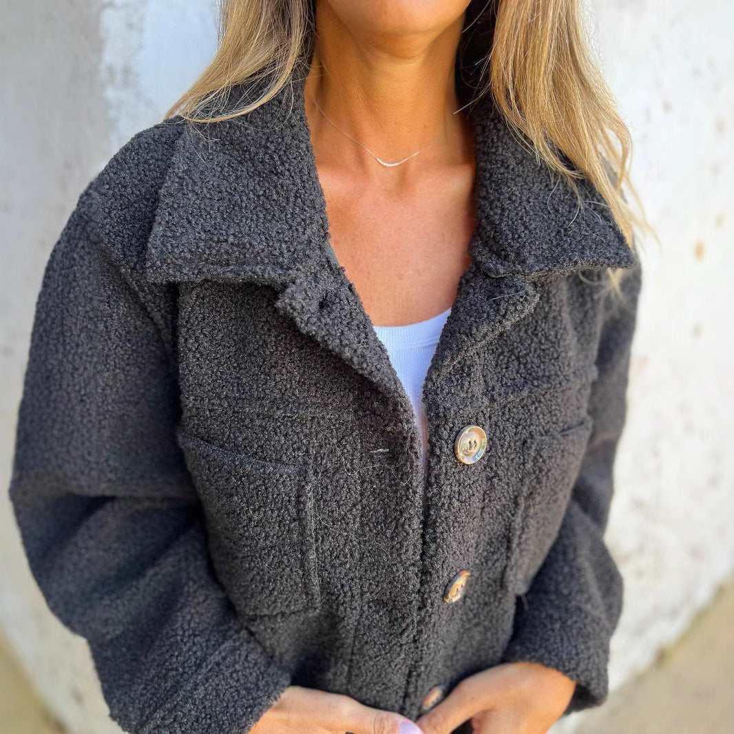 Faux fur jacket with lapels and button placket