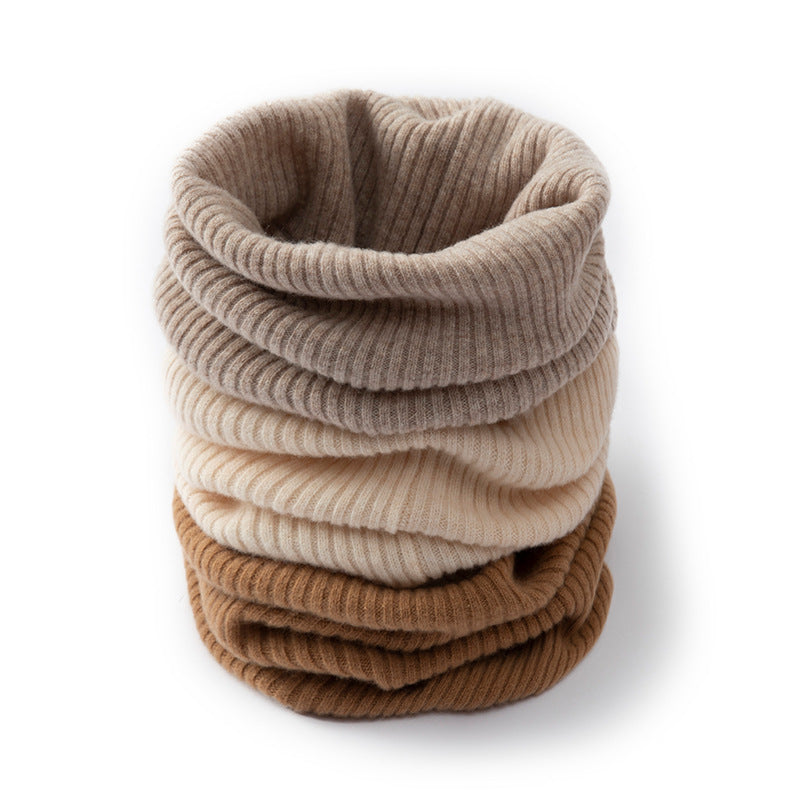 Merino wool tubular scarf, knitted