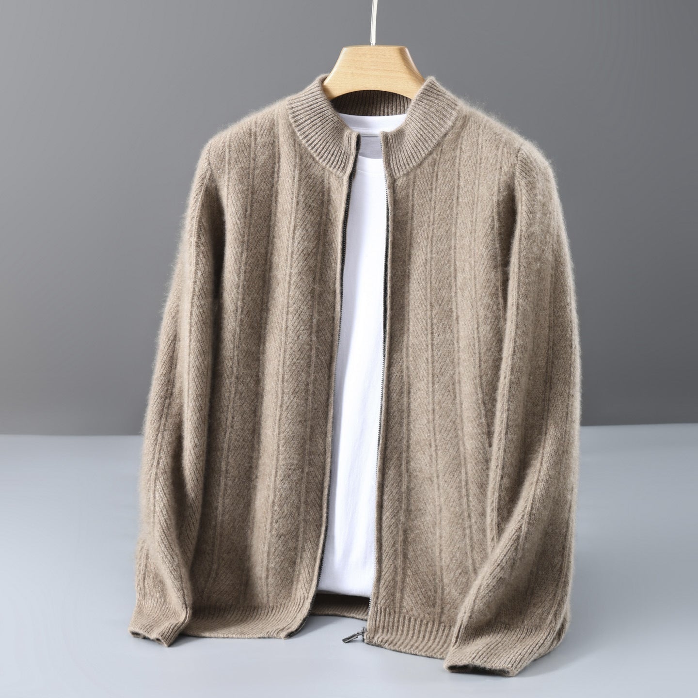 Men's wool cardigan, stand-up collar, zipper, jacquard pattern