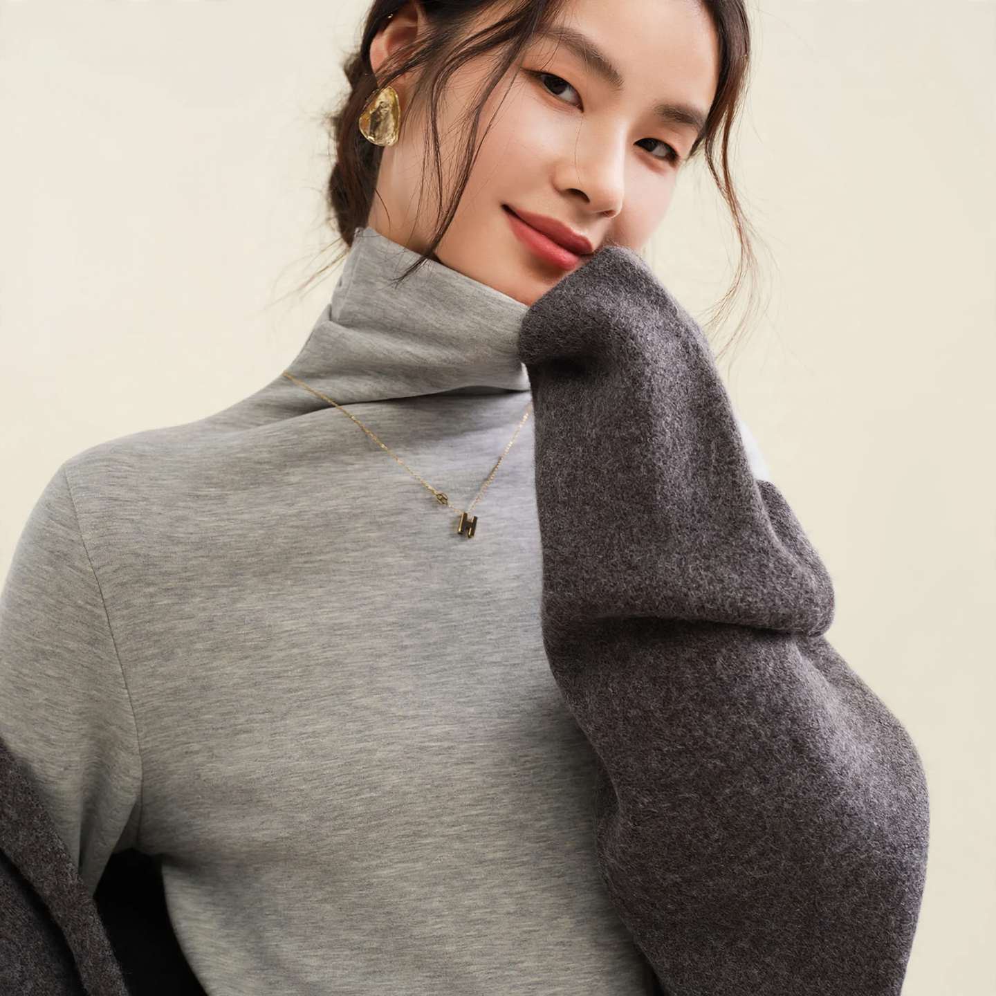 Women's Wool-Silk Sweater, lined, with stand-up collar