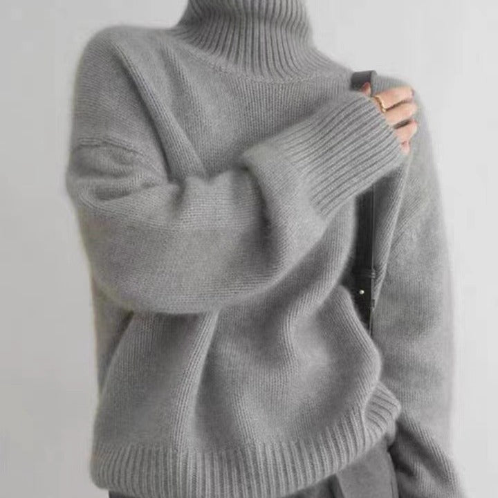 Women's wool sweater, high collar, loose fit