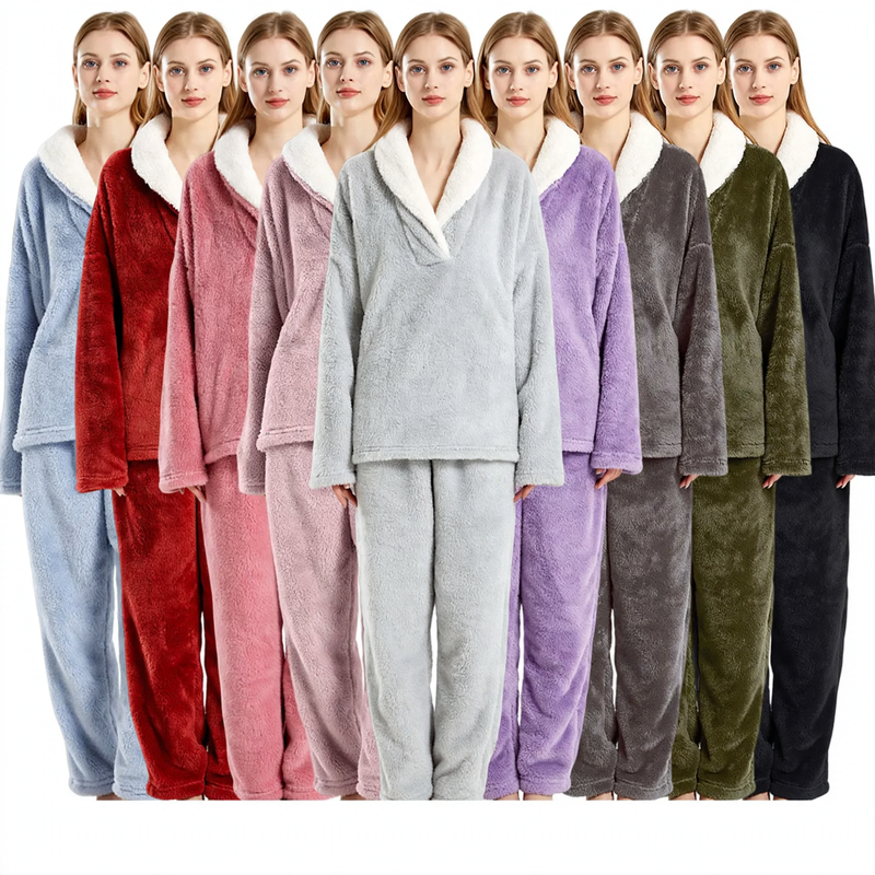 Women's Pajama Set made of thick, soft fleece