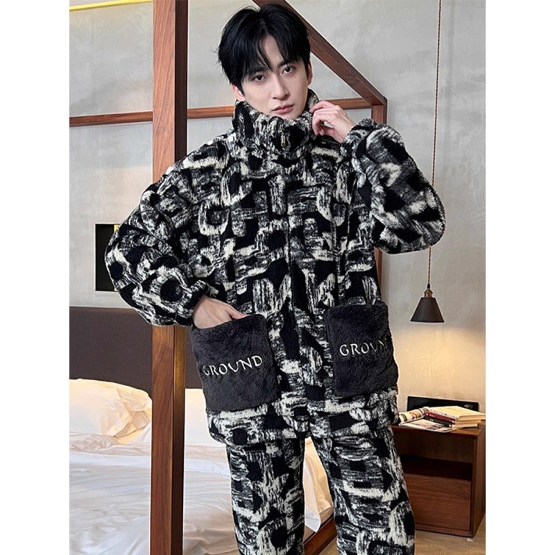 Luxurious men's pajama set made of flannel, warm and lined