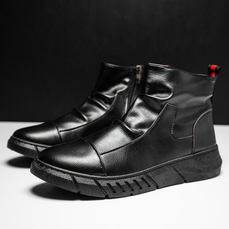 Fashionable men's boots, lined, in British style