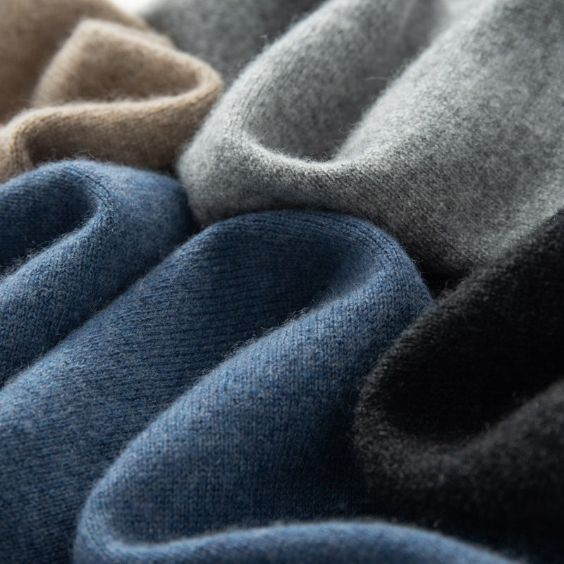 Men's turtleneck sweater made of 100% pure wool
